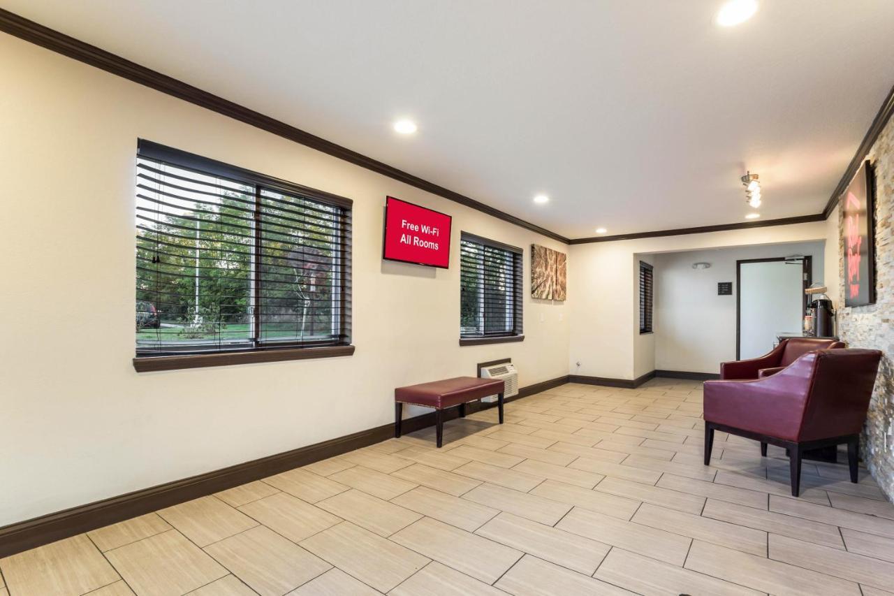 Red Roof Inn Драй Ридж Екстериор снимка