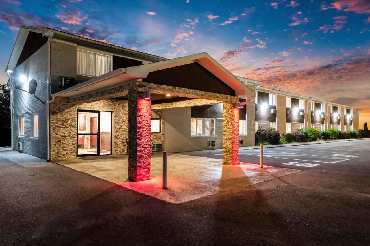 Red Roof Inn Драй Ридж Екстериор снимка