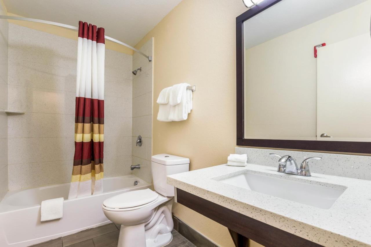 Red Roof Inn Драй Ридж Екстериор снимка